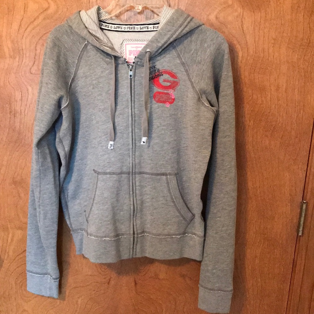 🍀 Jones & Mitchell w/Pink Hoodie (L)